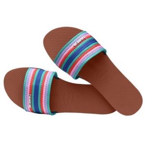 Havaianas Rainbow Slides.  New Condition.  Sz 11/12